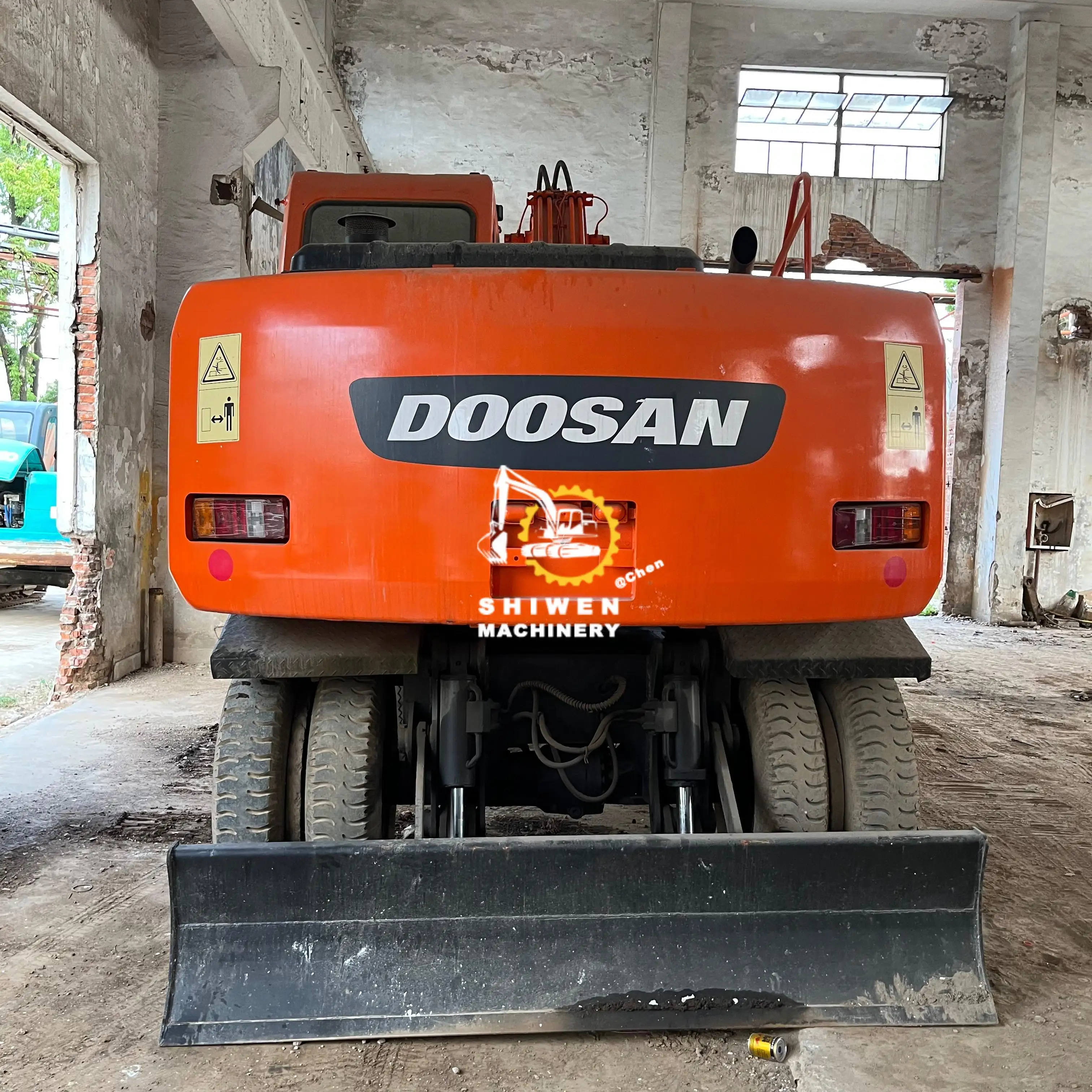 Почти новые колесные экскаваторы Doosan DH150 б/у машина экскаватор dh140 dh150