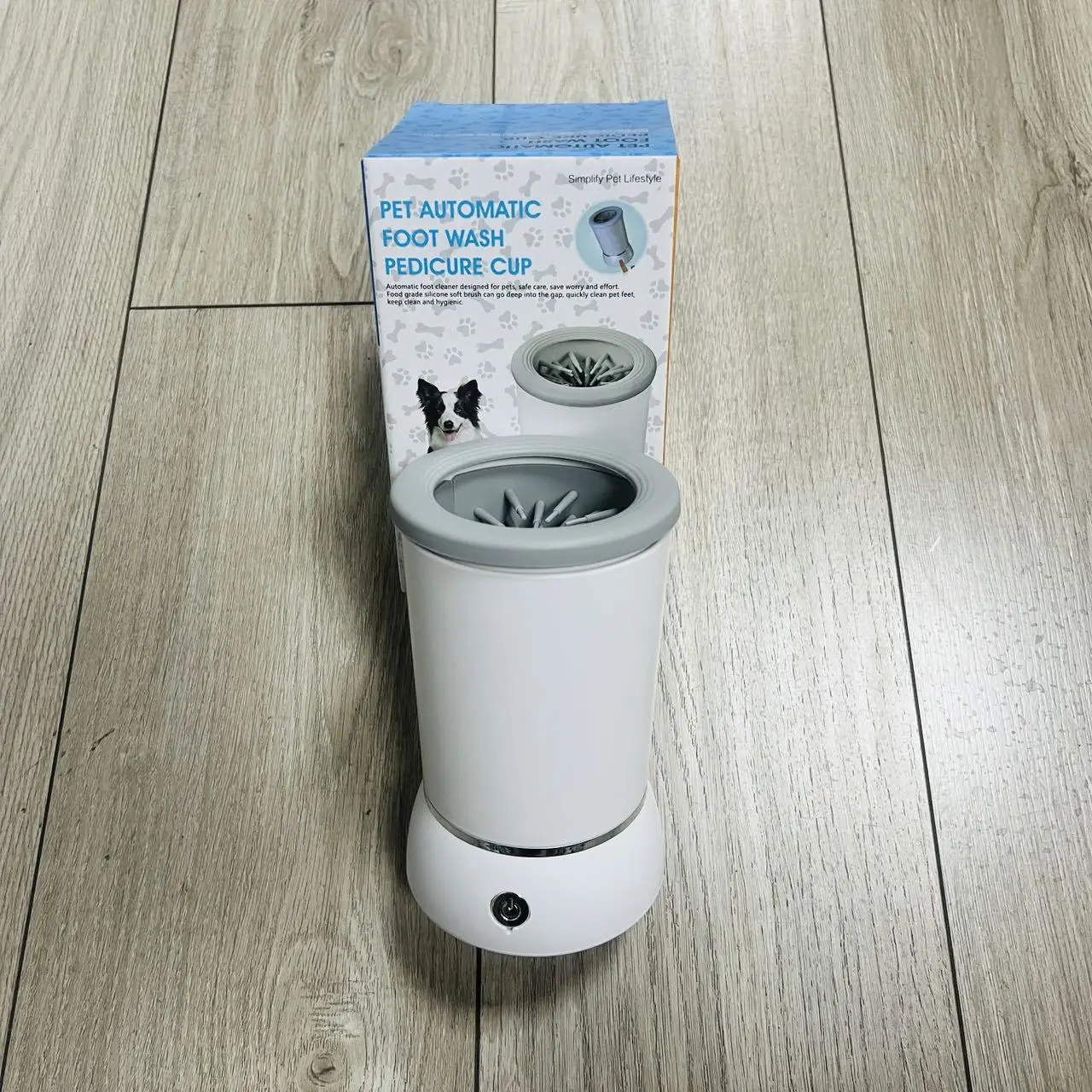 Hot Selling Eco-Friendly Pet Cleaning USB Rechargeable Electric Automatic Dog Paw Cleaner With Silicone Brushes