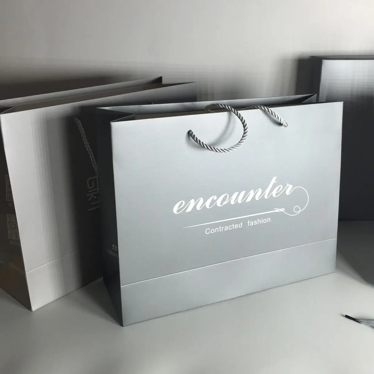 custom shopping paper bag luxury rope handle with your own logo