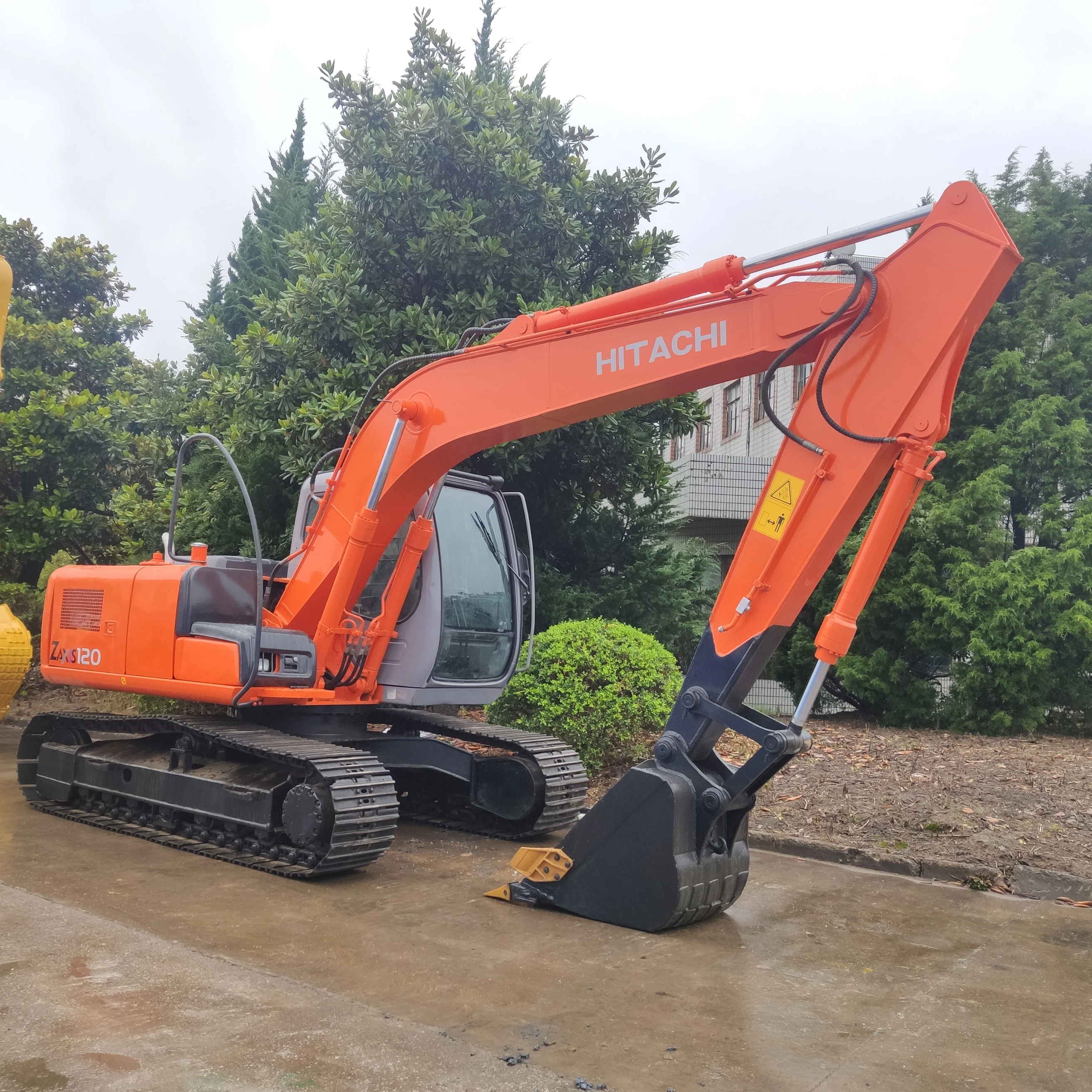 Б/у Экскаватор Hitachi EX120