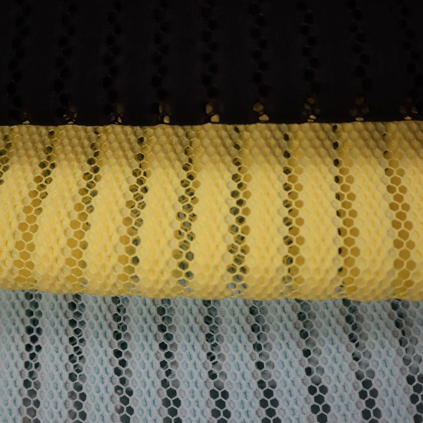 Manufacturers Direct Net Fabric Polyester Mesh Fabric Chinese Comfortable and Breathable 100 Dyed Independent Design Knitted 3.5