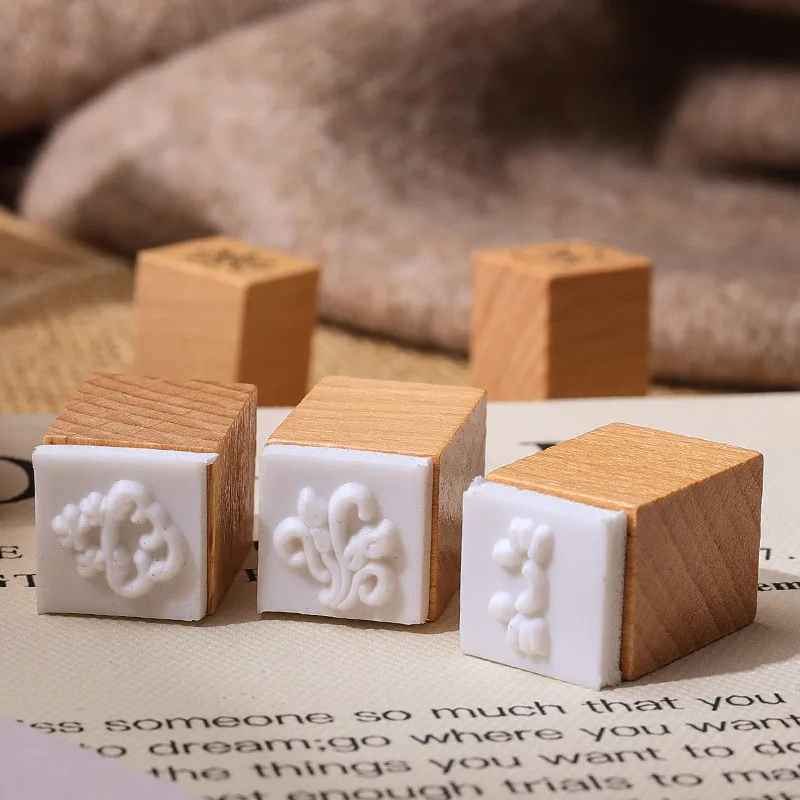 Wholesale creative retro Butterfly plant flowers weather rubber diary DIY decorative printing floral wooden stamp seal set