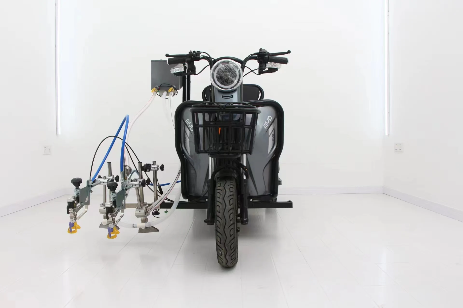 New Automatic Cold Paint Road Line Marker Machine High Efficiency Road Marking Equipment with Core Pump and Engine Components