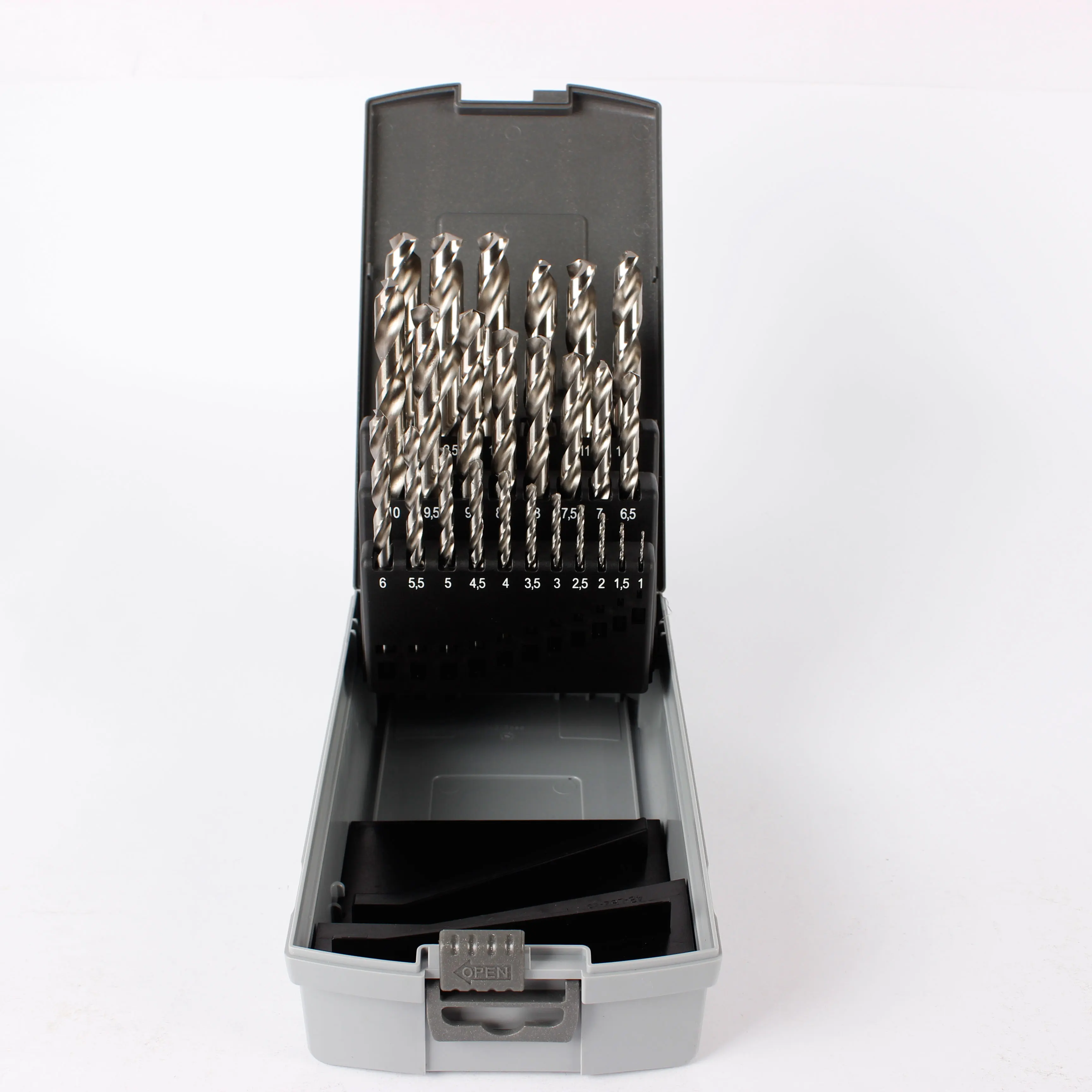 Комбинированный бит прост в эксплуатации и использовании оператор не имеет высоких технических требований