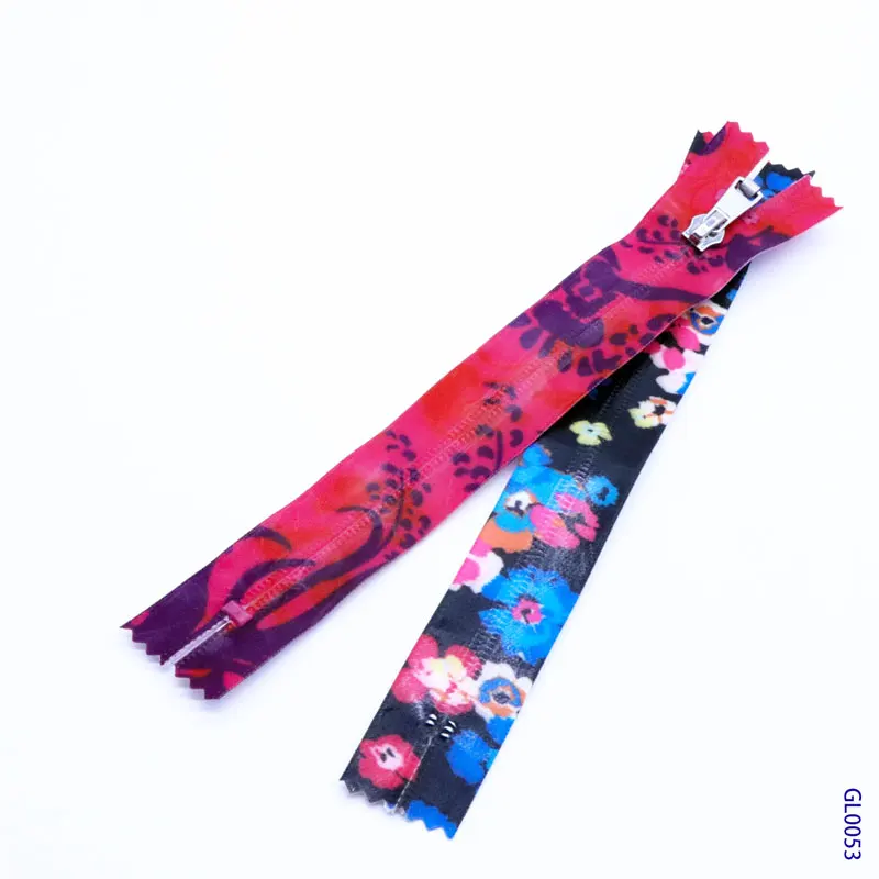 2020 Wholesale Factory Zip Waterproof Zipper Nylon Custom Printed Zipper Tape PU Zipper for Sports