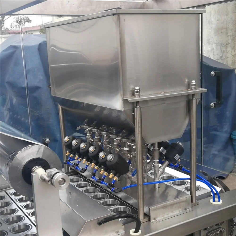 Automatic plastic water cup washing filling and sealing packing machine with conveyor for yoghurt cake mineral water jelly cream