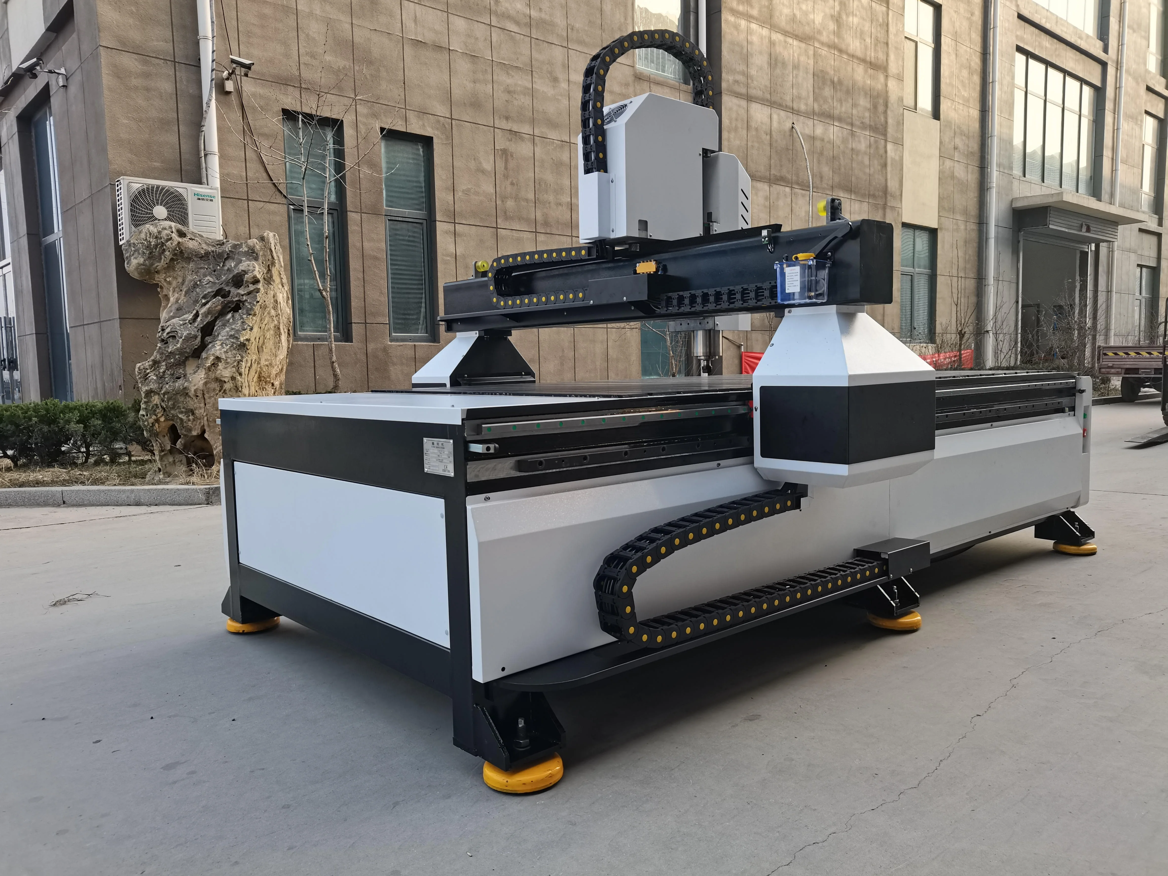 Xunke hot sale mini cnc router wood carving engraving cnc router milling tools 4*8 ft 1325 cnc router for advertising