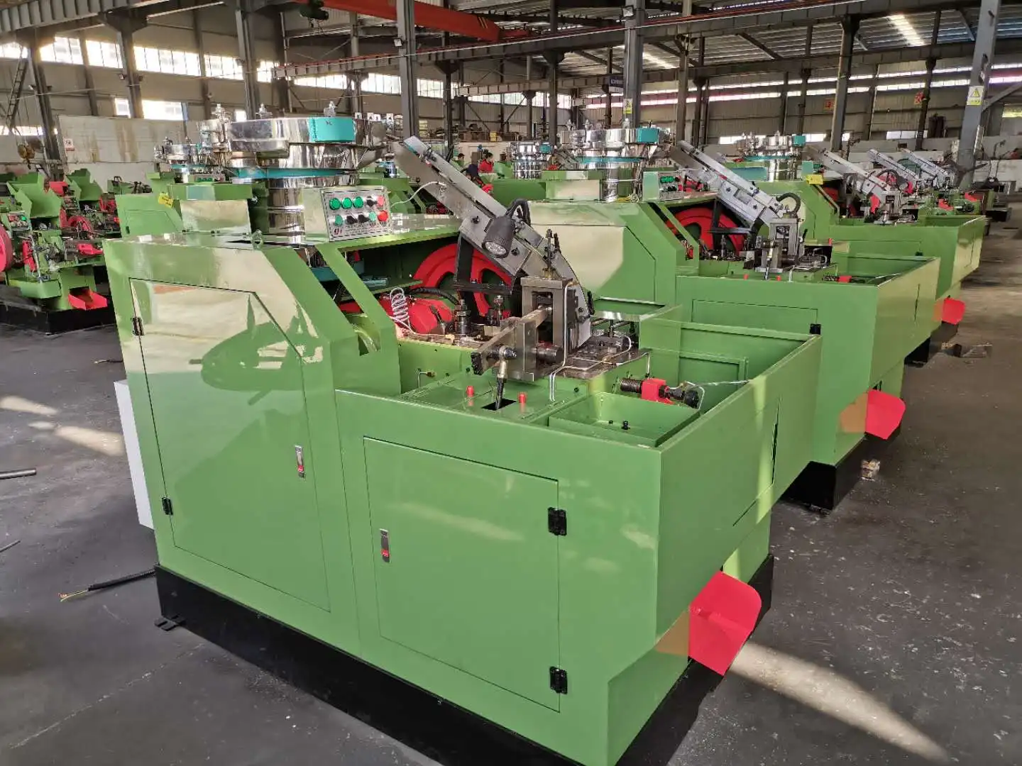 Open Close Mould Cold Heading Machine For Multi-step  Two Headed Non-Standard Screw Bolt Making