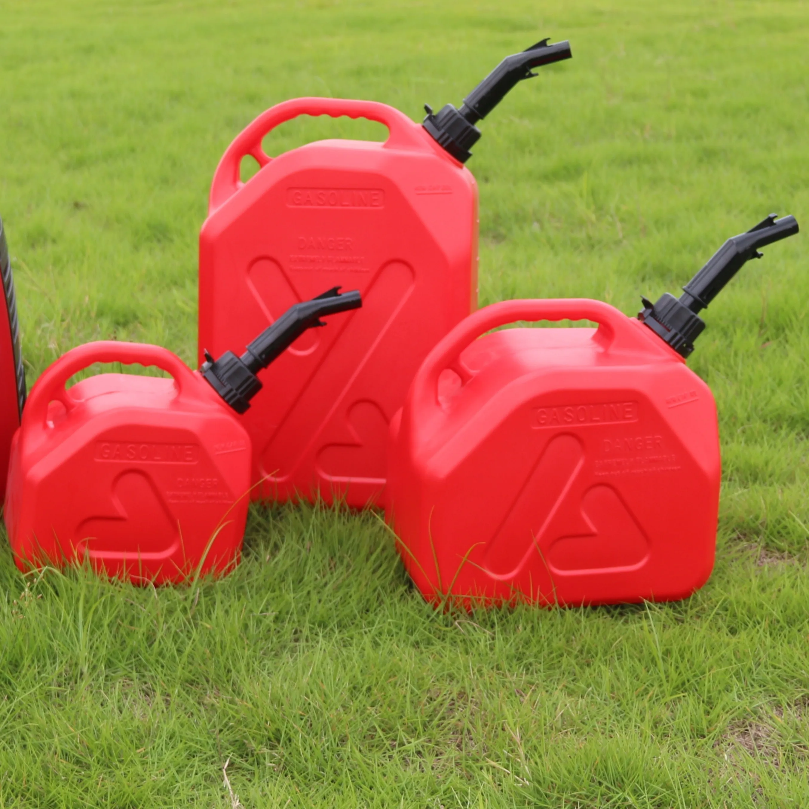 Auto Shut Off Customized Color 5L 10L 20L Engine Oil Drums Jerry Can Holder Diesel Plastic Fuel Tank