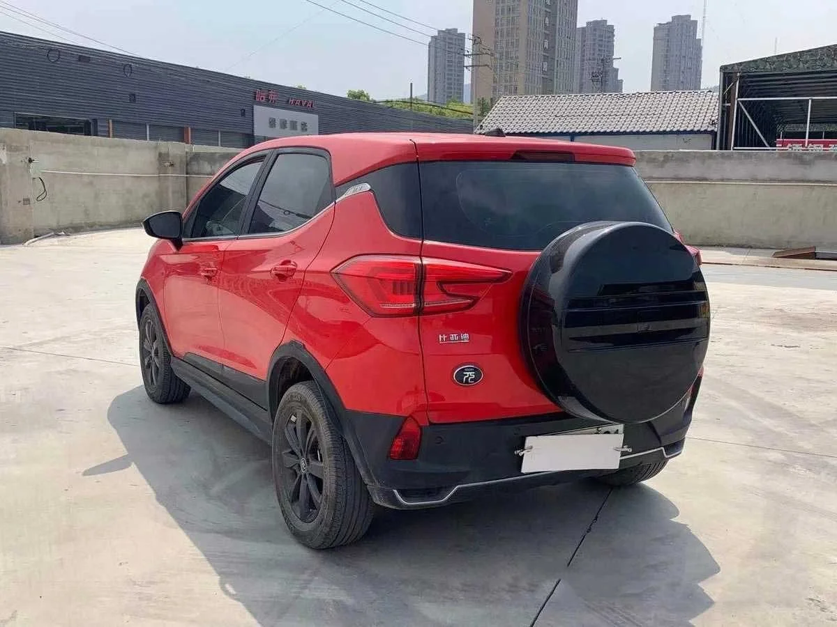 Б/у 2021 BYD Юань Электрический внедорожник NEDC диапазон 410 км только в том случае 1000kms