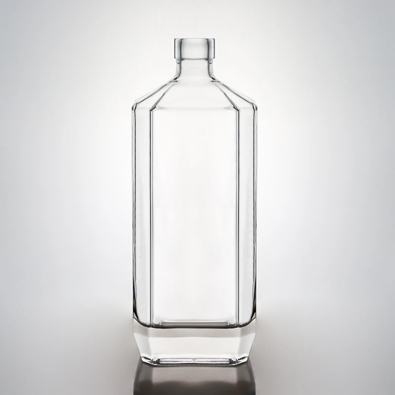 Hot Sale 700ml 750ml Super Flint Glass Bottle Short Neck Glass Liquor Bottle For Whiskey With Cork