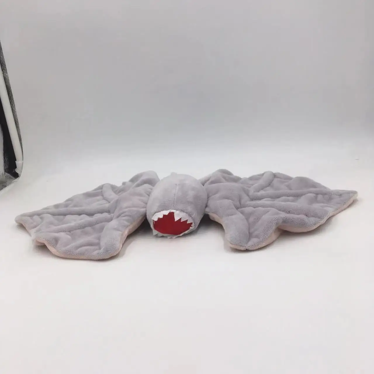 Ferocious Fly Trap Plush Toy Stuffed Monster Doll Kids Halloween Scary Horror Toys Stranger Things Demogorgon Plush Doll