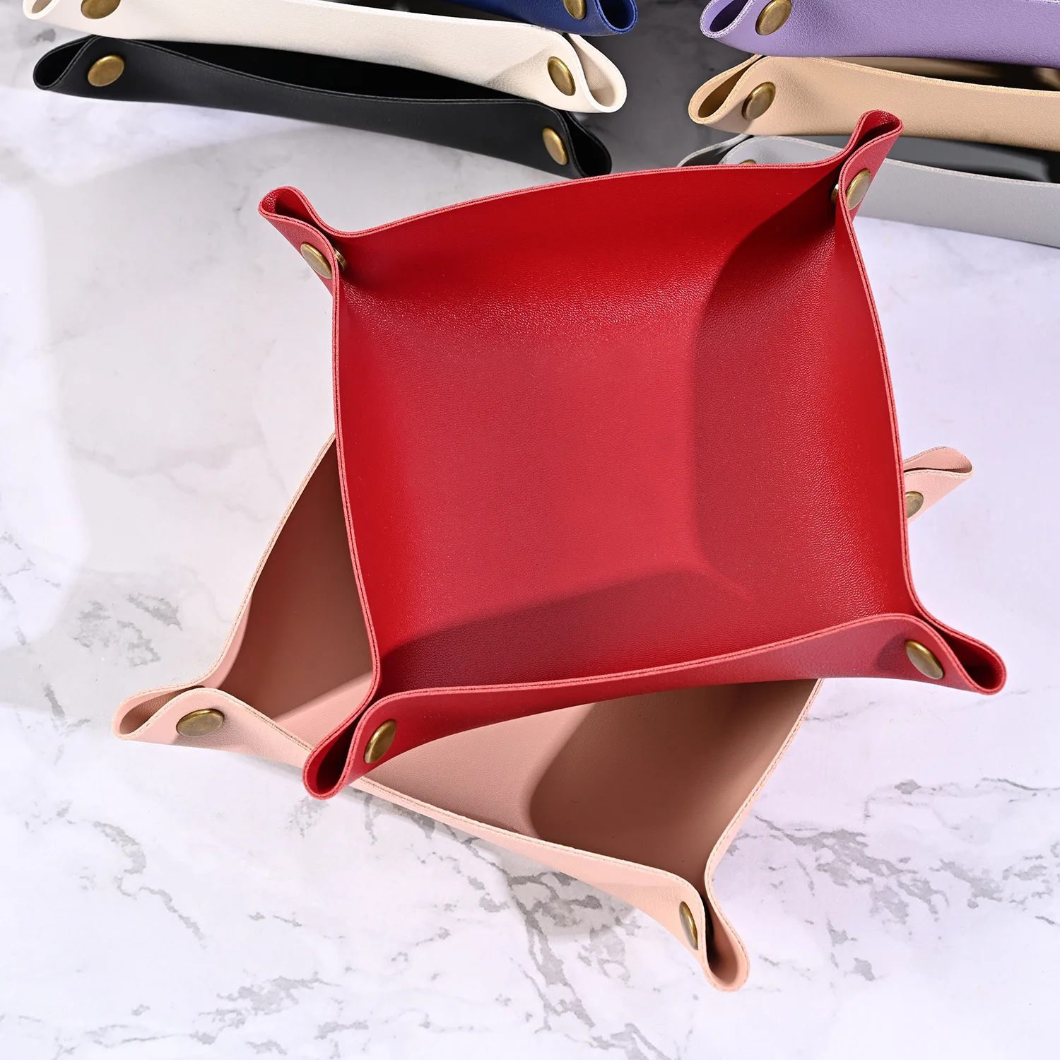 Custom Square Shaped Rectangle Foldable PU Leather Velvet Portable Dice Rolling Tray