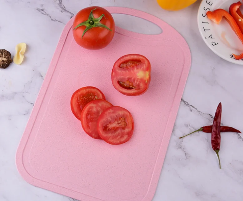 2023 New Arrivals Eco-Friendly Professional Kitchen Vegetable Fruit Meat Wheat Straw Fiber Plastic Chopping Cutting Board Set