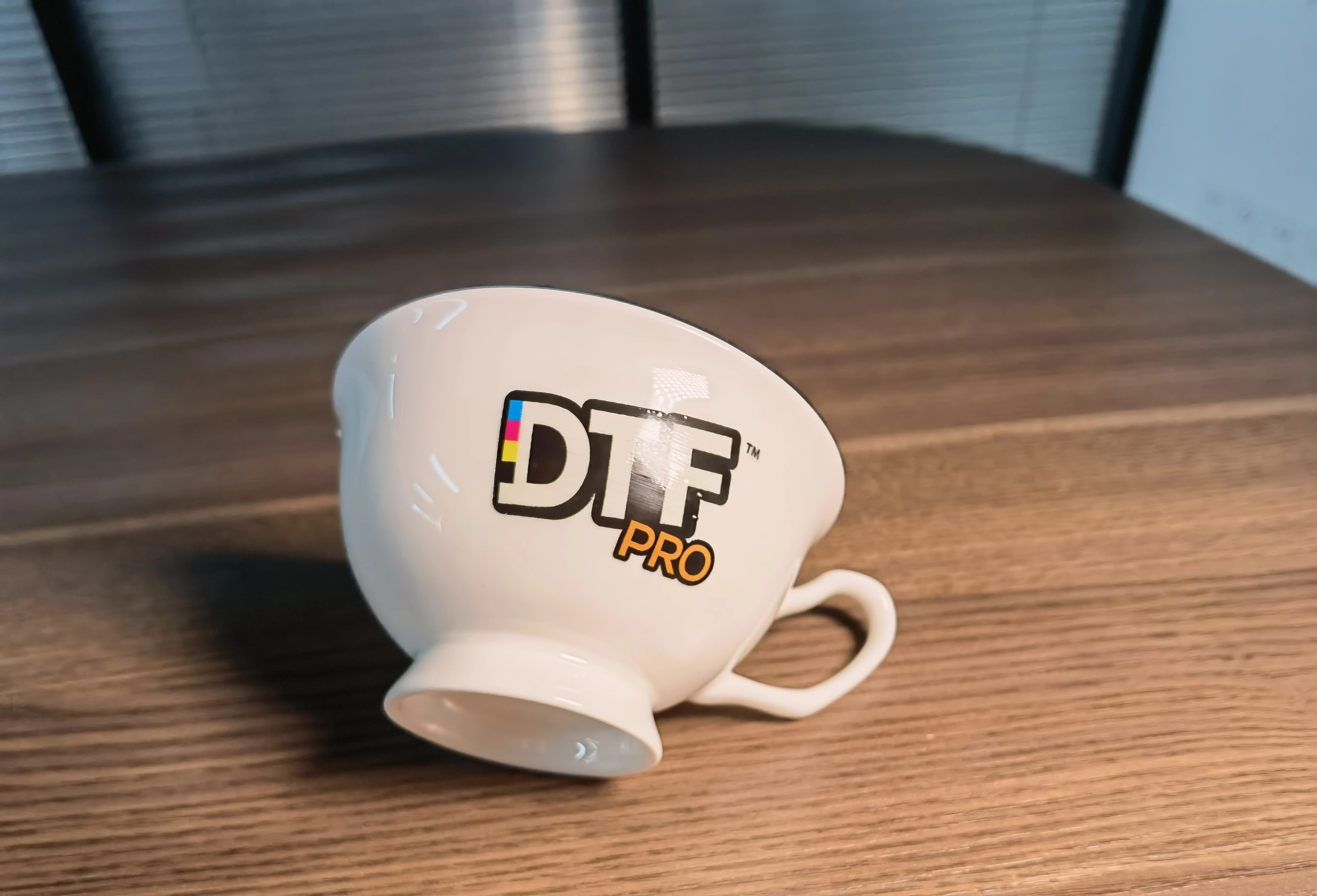 Roll to Roll AB Film UV DTF Printer Digital UV Flatbed Printer For Wood Glass Metal Bottle Mug Sticker Printing Machine