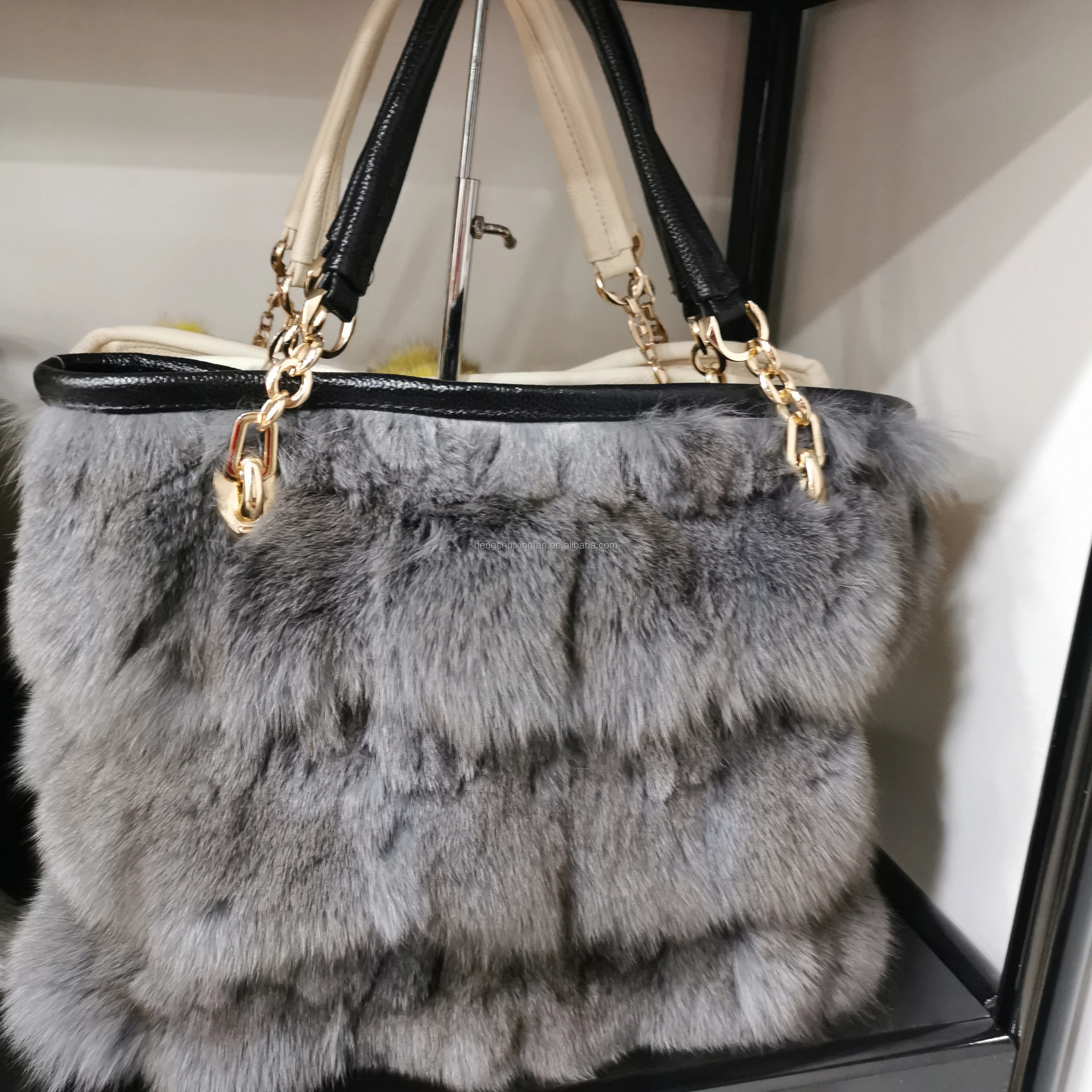 2019 New Luxury wholesale Ladies Fur Fox Fur Bags