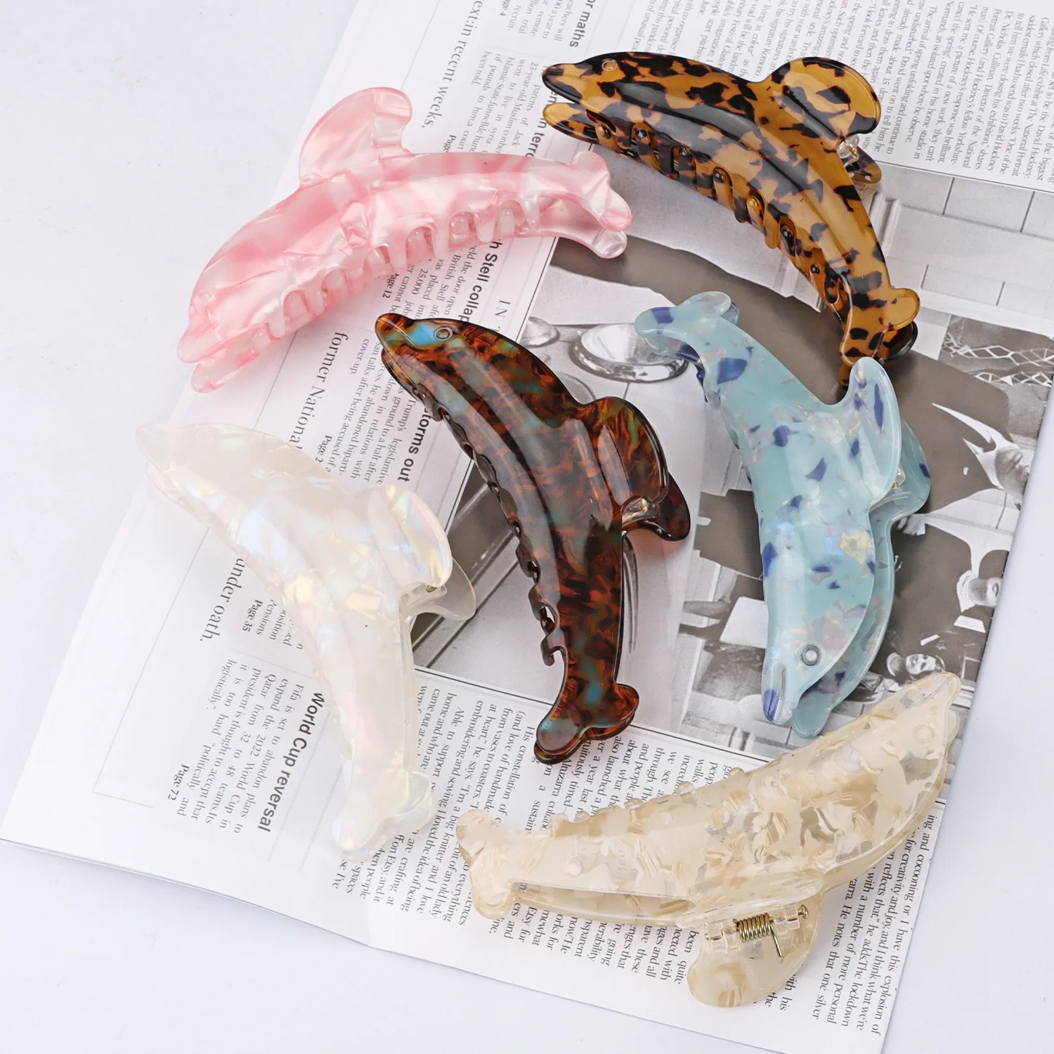 Korea INS acrylic hair accessories fashion design sea cute dolphin hair claw clip coiled hair shark clip for girls