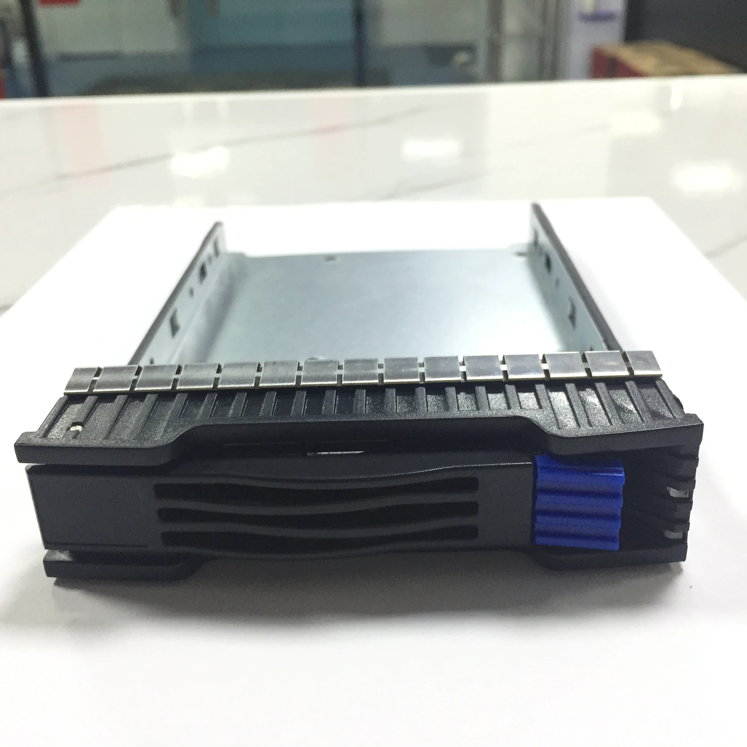 Серверный корпус, лоток для хранения, отсеки для шасси, стеллаж для жесткого диска 3,5 дюйма, лоток для горячей замены, Поддержка жесткого диска 2,5 дюйма