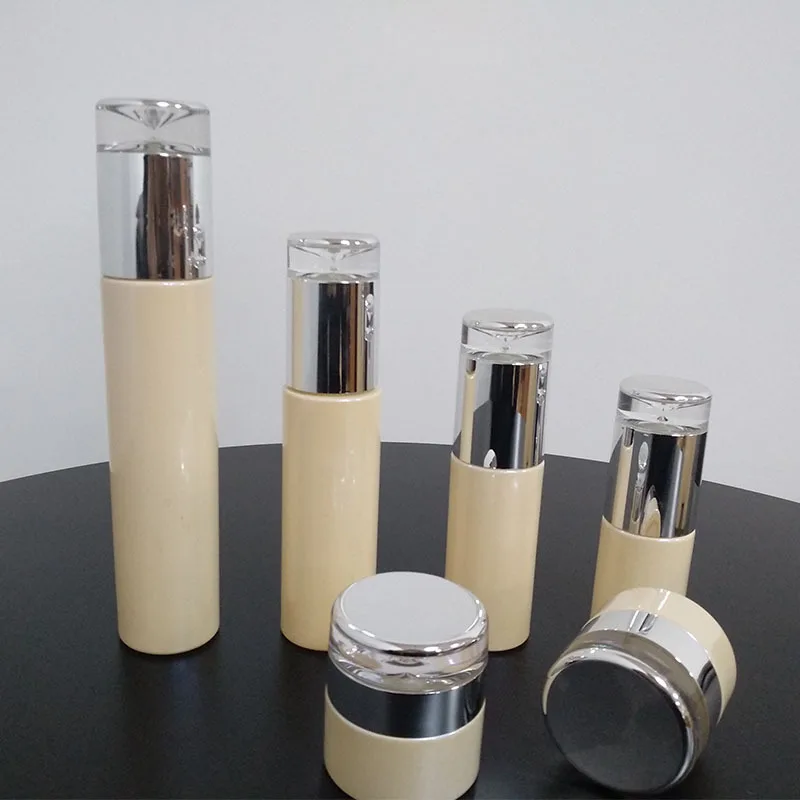 Factory wholesale OEM Anti sugar and anti wrinkle essence water emulsion set whitening and brightening