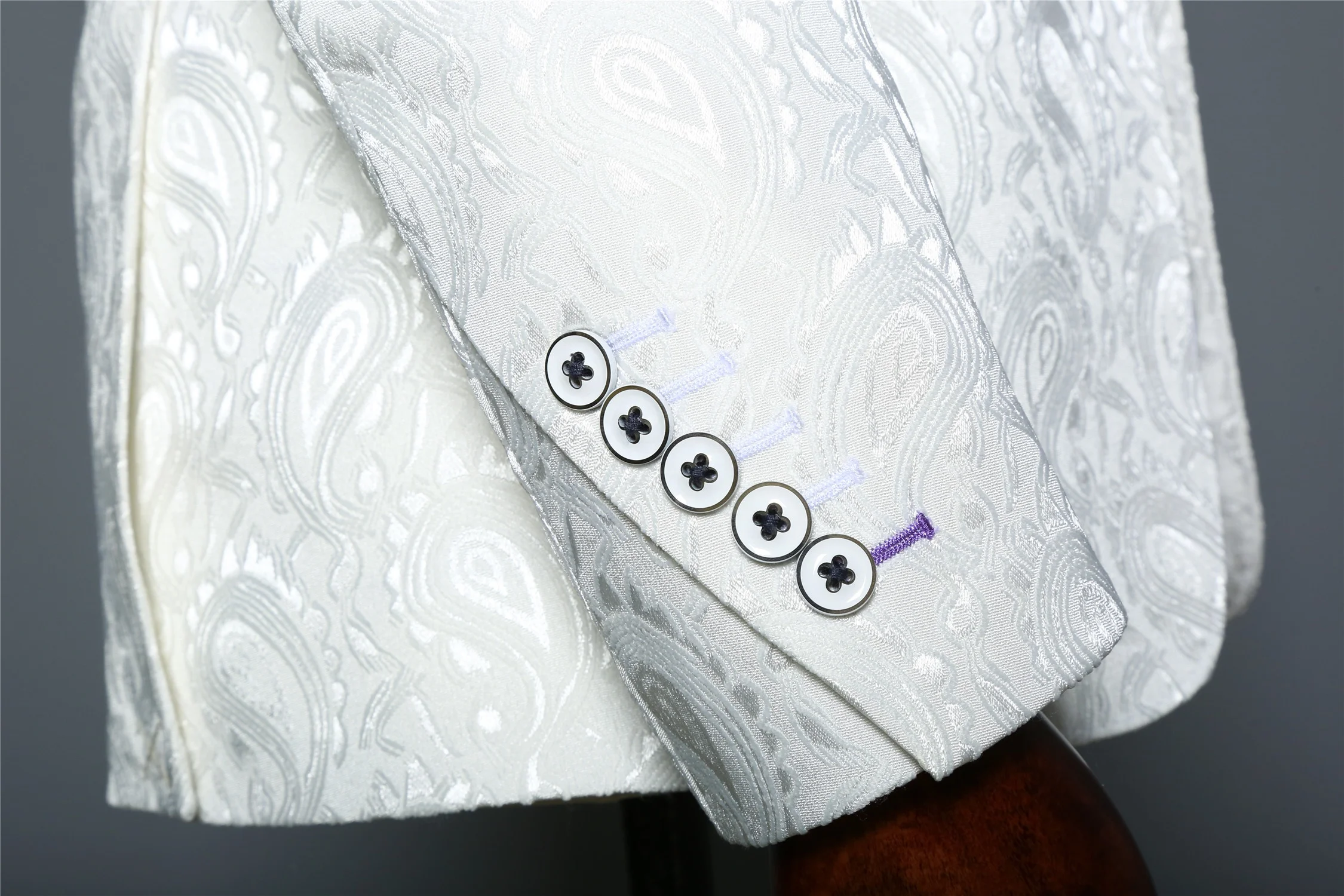 hand made lapel hole mens slim fit custom made tuxedo suits