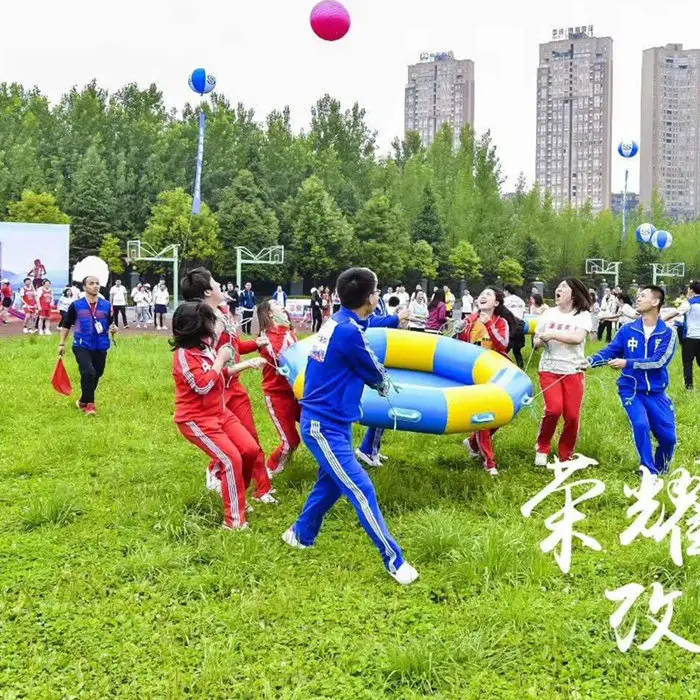 Interesting sport for team building games and group work ,inflatable floating ball games for adult & children