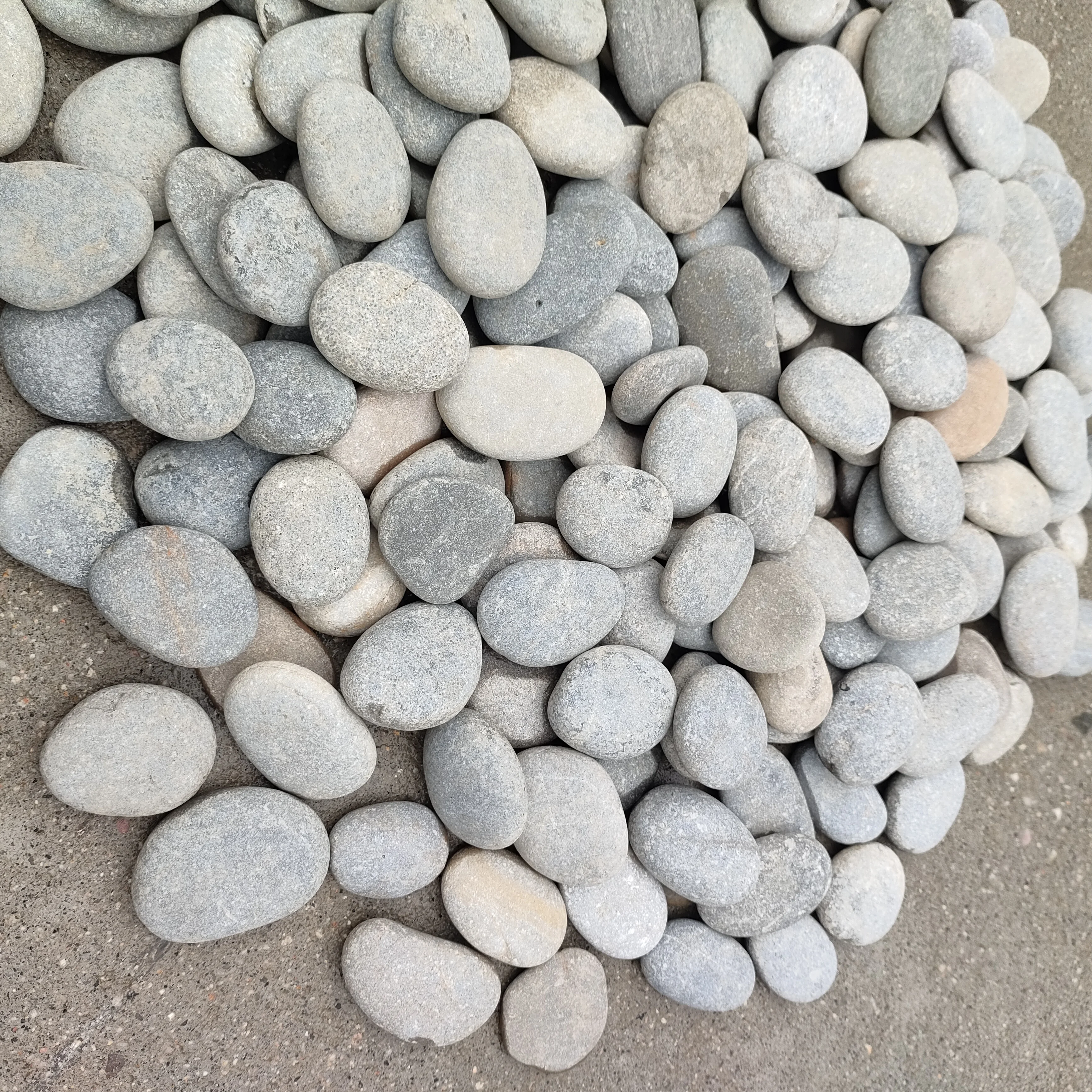 Factory custom Various sizes Natural River Stone painting pebbles handmade painting diy stones pebbles