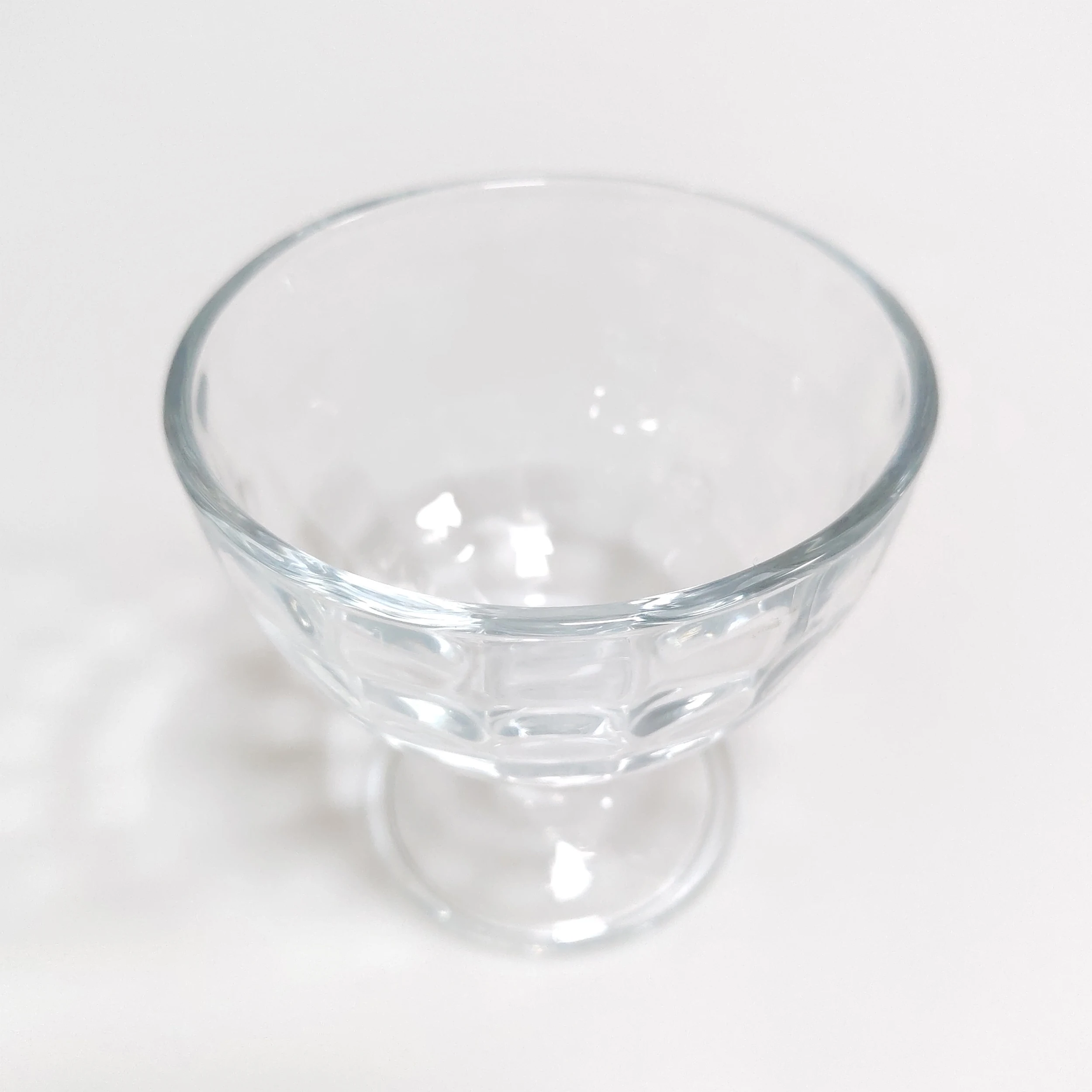 Glass Dessert Bowls 9 Oz Glass Ice Cream Sundae Cups with Vintage Diamond Pattern Footed Dessert Bowl Set for Sundae