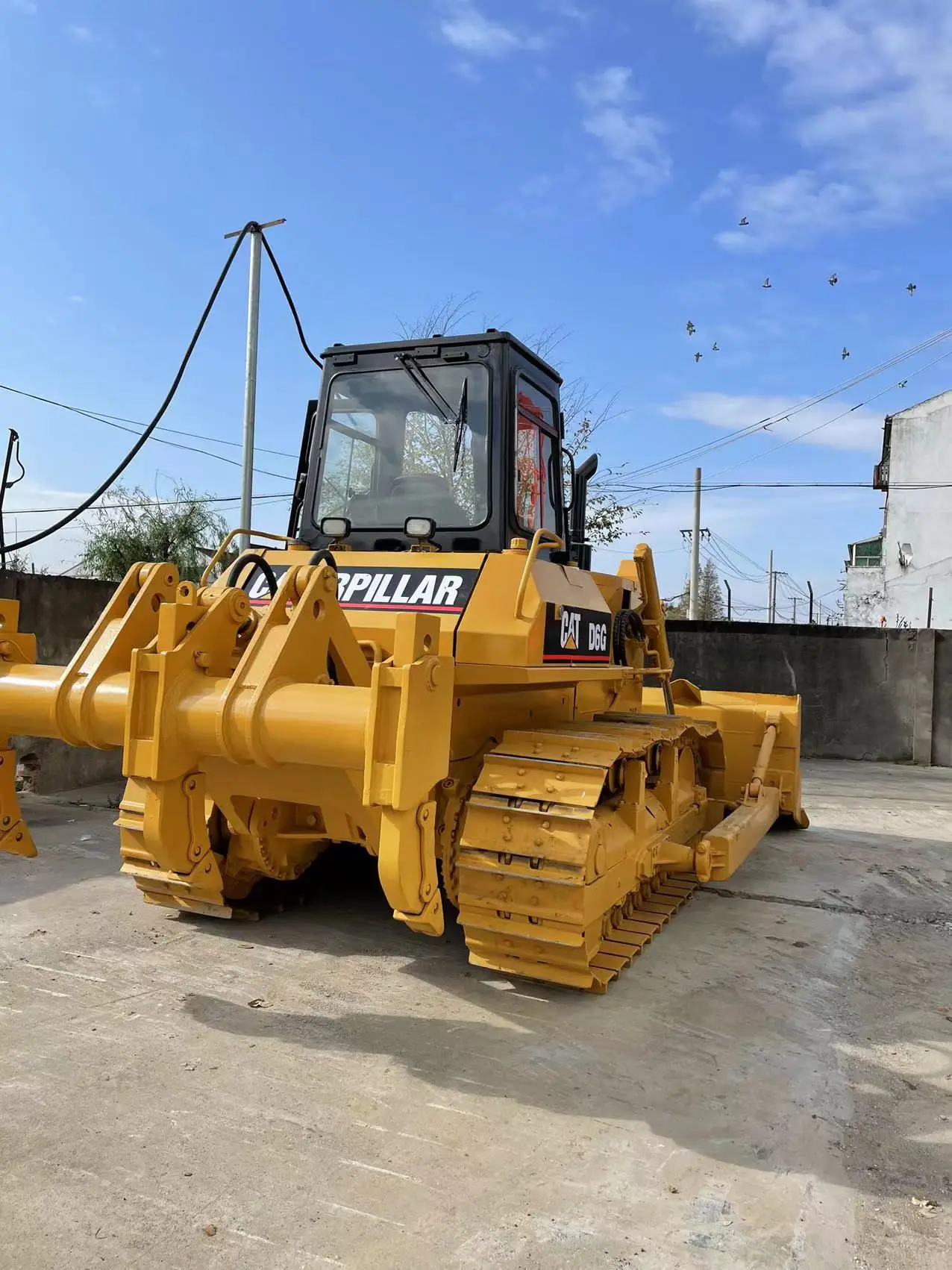 Reliable Used CAT D6G Bulldozer with Durable Construction and Efficient Performance for Sale