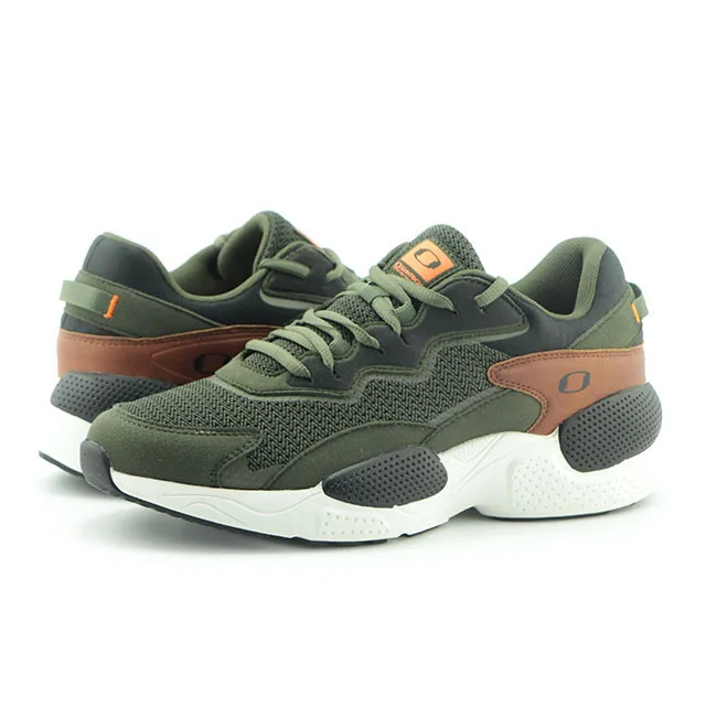 Hot selling latest chunky sneakers trendy daddy shoes