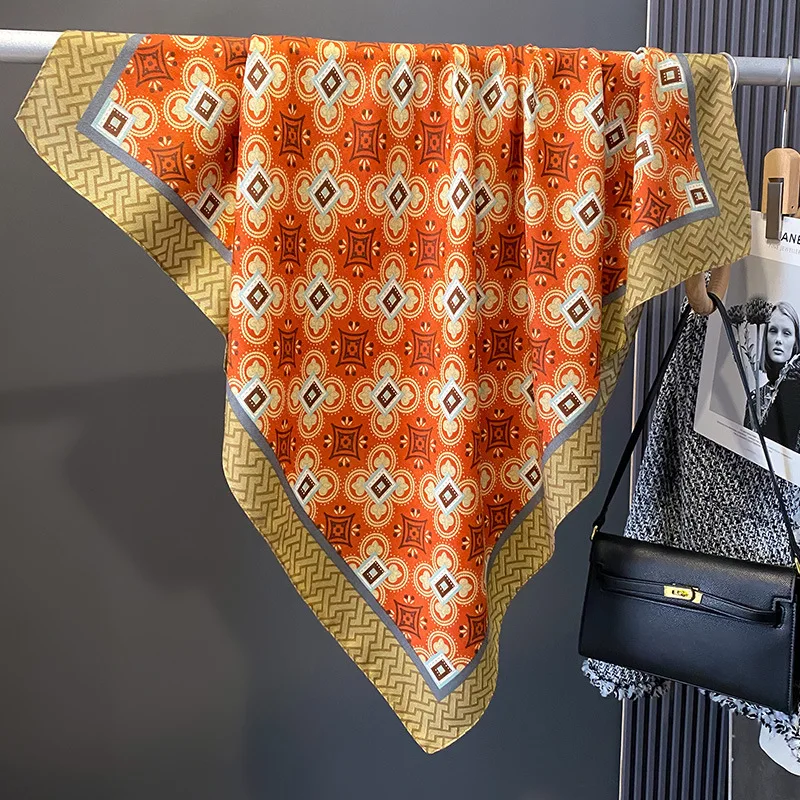 Wholesale New Euro Spring Autumn Printed Silk Scarves Wraps for Women Luxury Brand Inspired Designer Hijab Cotton Velvet Scarf