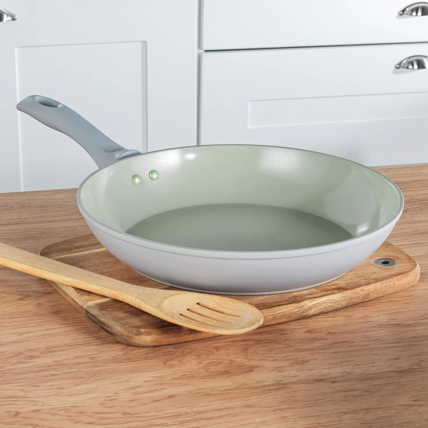 Healthy Ceramic Non-Stick Coating Frying pan Induction Cookware Forged Aluminium Egg Pancake Cooking Skillet/Grill Pan for Steak