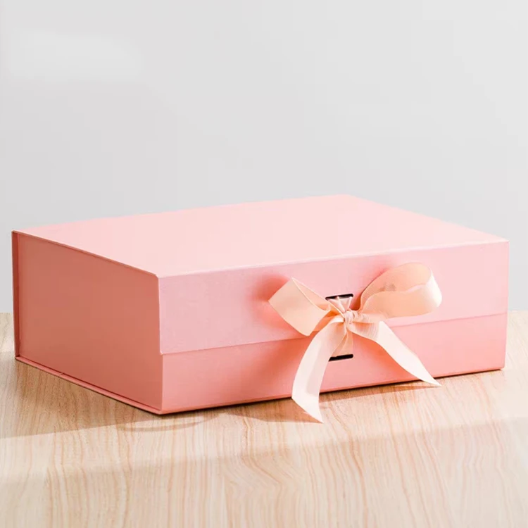 Customized Logo Foldable Rigid Paper Christmas Present Box Wedding Valentine White Magnetic Gift Box With Ribbon Insert