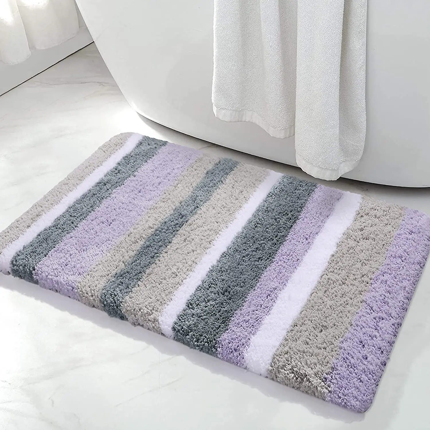 Amazon hot sale Buganda Microfiber Striped Bath Mat Extra Thick Soft and Shaggy Absorbent Machine Washable Bathroom Rugs