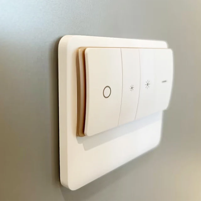 Banqcn embedded mounted 2.4GHz RF 3VDC CR2032 battery 30m barrier-free spaces smart home touch zigbee dimmer switch on/off