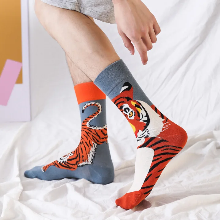 High fashion jacquard socks cotton soft strawberry unique custom design casual funny socks crazy socks unisex