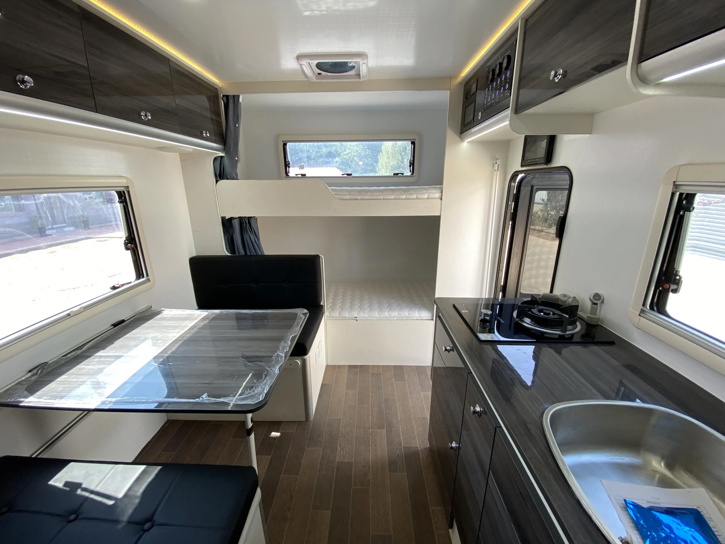 Custom Camper Trailer Travel Trailer Off Road Caravan Camping Trailer Mobile Caravan With Solar Panel RV