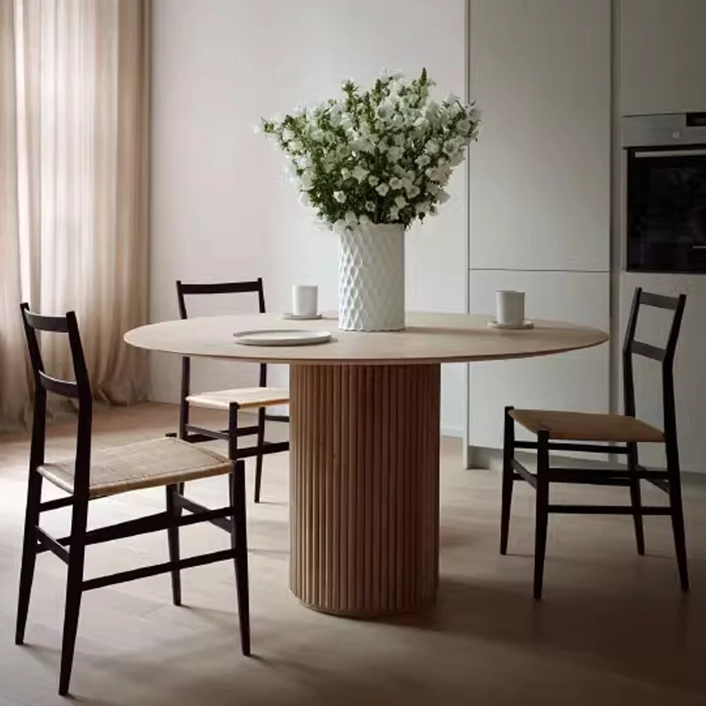 Luxury French Solid Wood Round Dining Table Modern Vintage Design kitchen table for Dining Room Hotel Villa or Bar