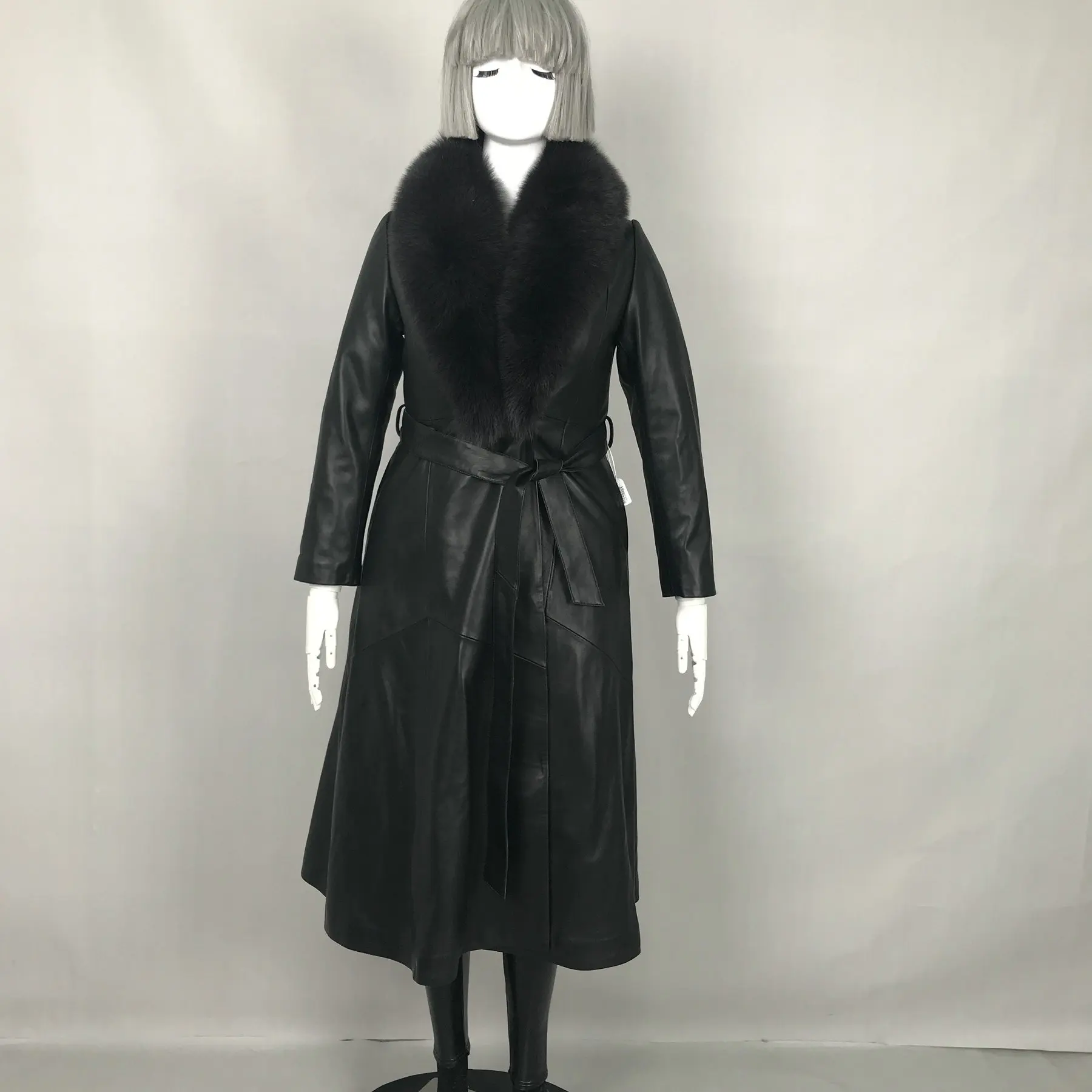 Custom Classic Long Black Leather Jacket Genuine Leather Coat Women with Fox Fur Collar