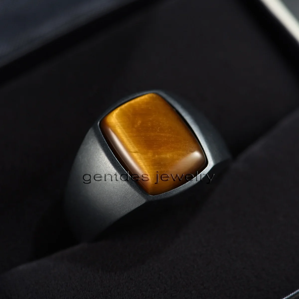 Gentdes Jewelry Black Stainless Steel Signet Ring Yellow Tiger Eye Stone Inlay Mens Signet Ring