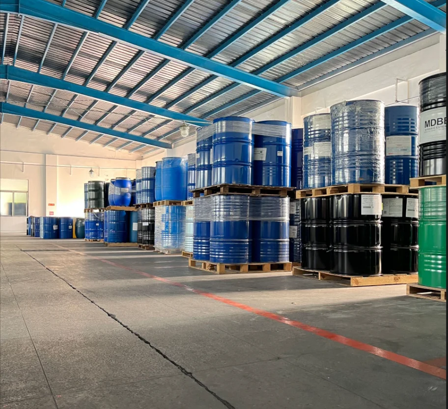 Manufacturer  Bulk Price 110-64-5  Wheel Cleaner Liquid Ready Stock 110-64-5  14 b