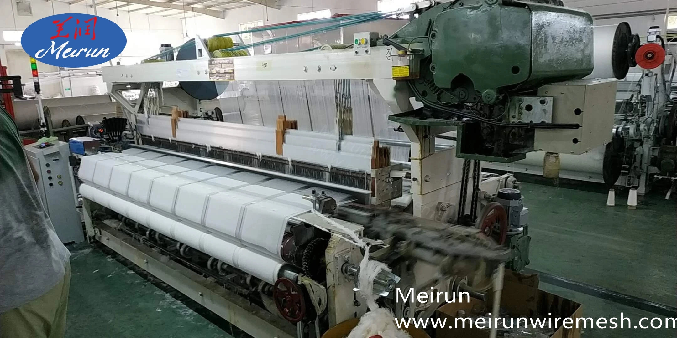 Машина для производства ткацкого плетения полотенец