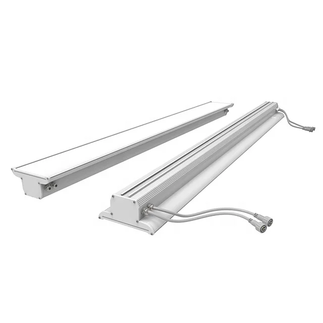 Линейное спортивное освещение для высоких промышленных помещений с высокой светоотдачей ZLC