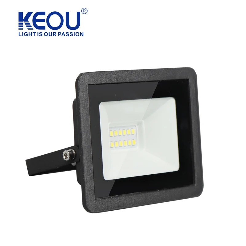 Small wattage cheap 10w 20w 45watt 50watt 12 volt LED chips reflector led flood light