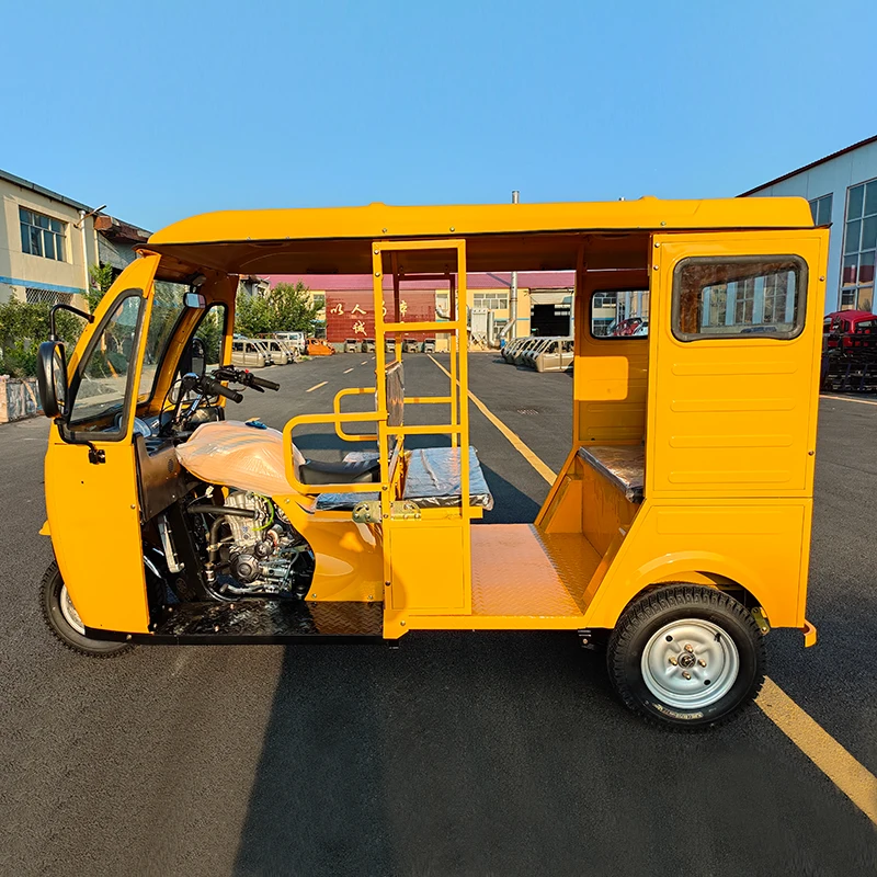 Hot Sale Passenger Tricycle 3 Wheel Tuk Tuk Rickshaw Gasoline Tricycle For Sale