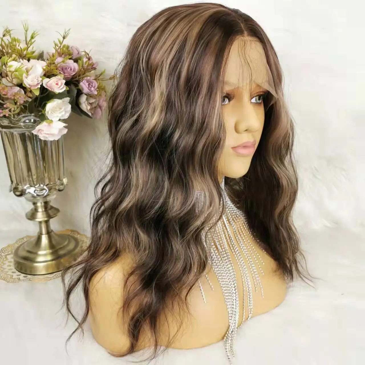 White women 18inch shoulder length wavy #4 highlight #27  front lace futura wig japanese fiber hair synthetic wigs