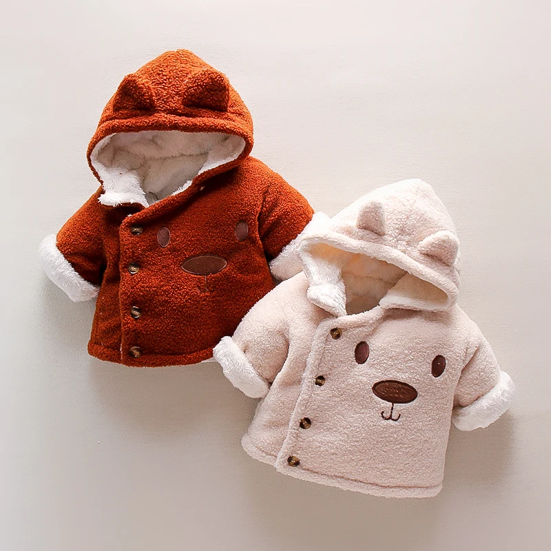 
2021 Amazon hot sale cute bear pattern infant baby coat winter warm soft hooded single-breasted newborn boys sweater coat 