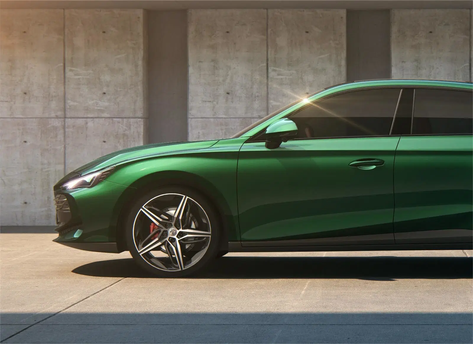 New Cars Mg 7 Gasoline 2023 High Performance Midsize SUV with 5 Seats 1.5t 188 pH