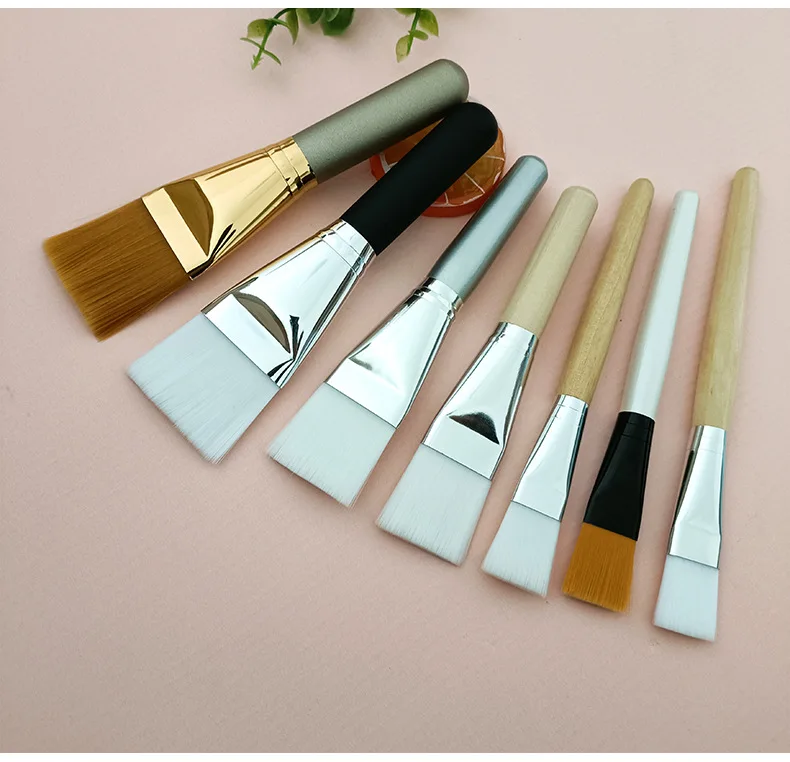Makeup Mask Brush for Facials DIY Wood Handle Soft Hair Beauty Brush Mud Cream Face Applicator