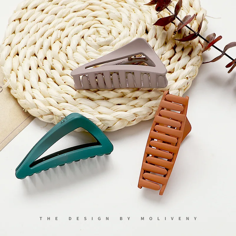 New Fashion Luxury Hairpin Frosted Hair Claw Clip Triangle Large Claw Clip Plastic Acrylic Hair Clip Claw