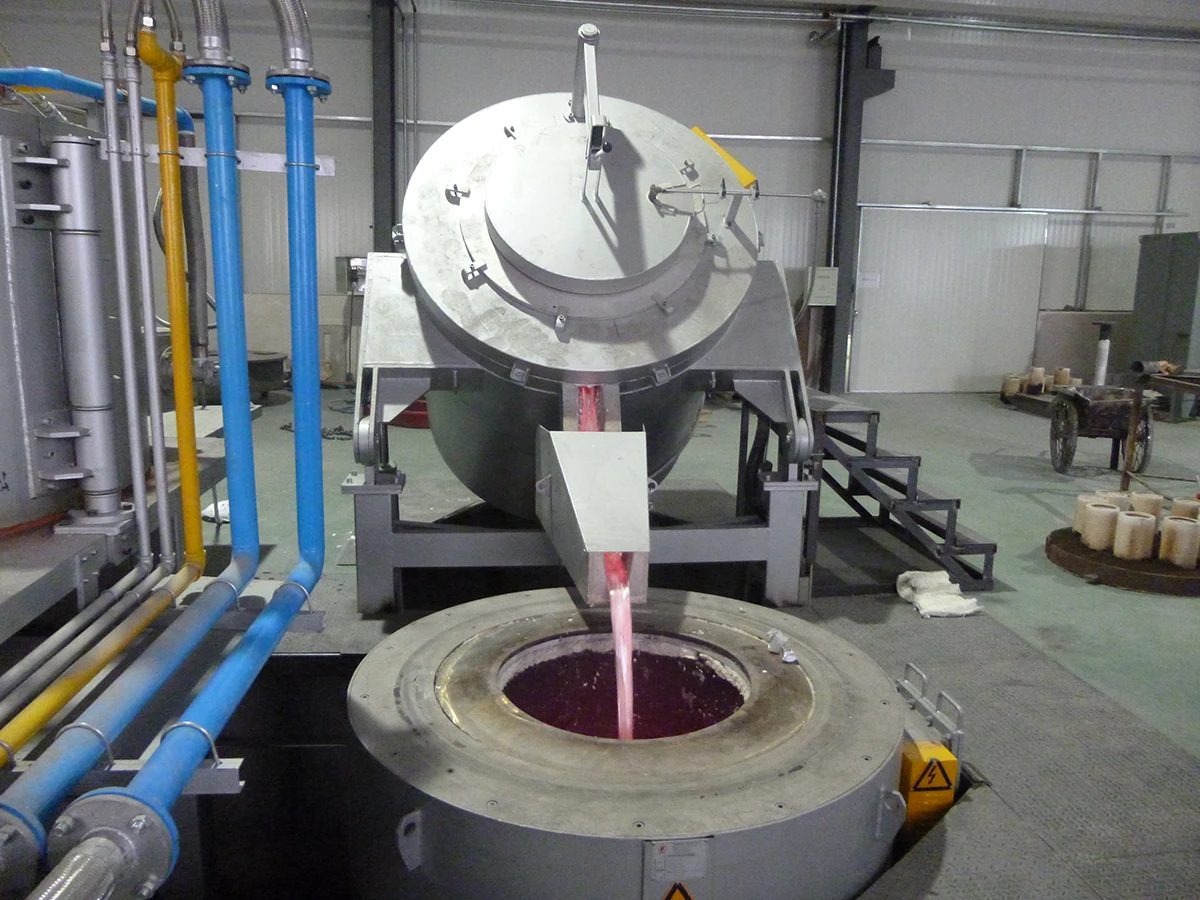 Factory  Induction Heating Furnace 1-3tons Aluminum Melting Furnace 1 tons Aluminum Scrap Melting Furnace For Recycled Aluminum